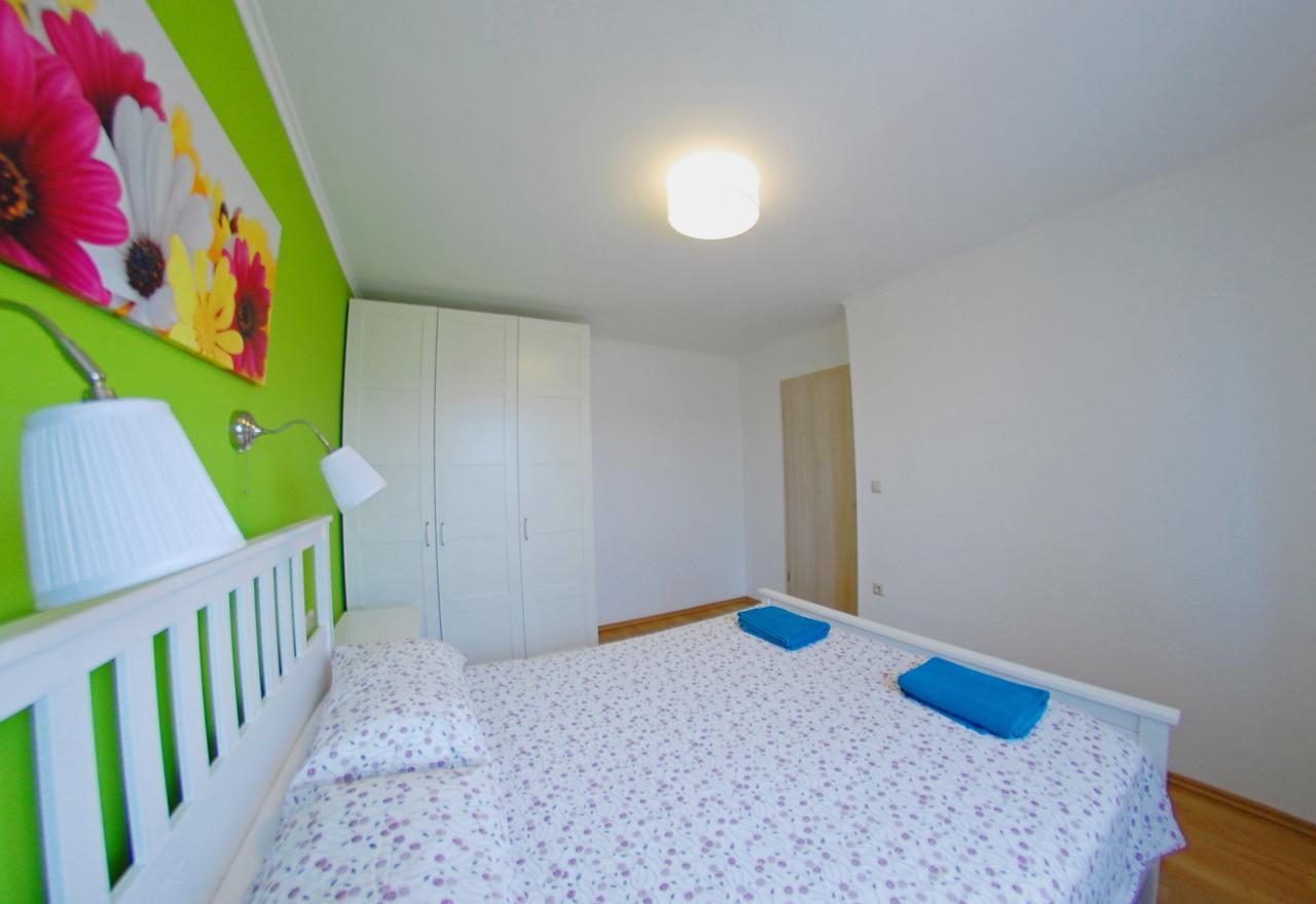 Nelkas Apartments Пула Екстериор снимка