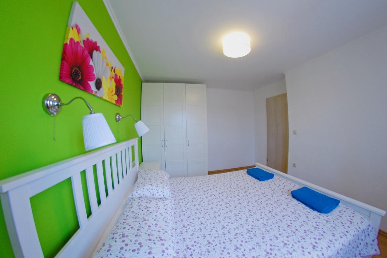 Nelkas Apartments Пула Екстериор снимка